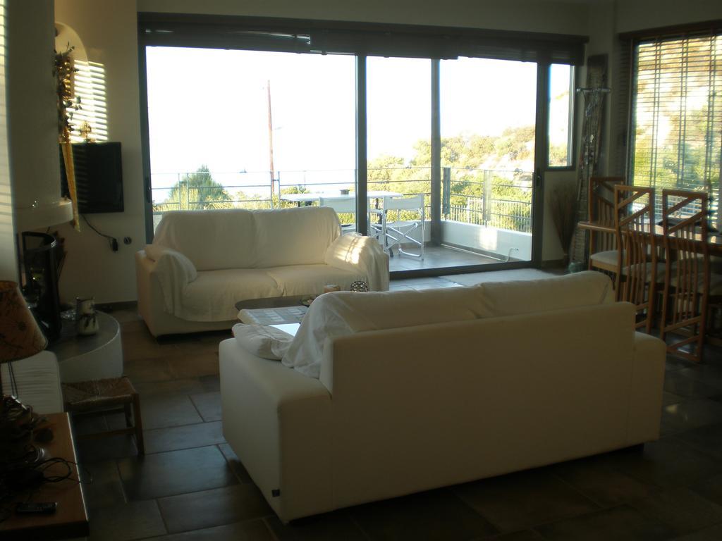 Marvelous House By The Sea Villa Vouliagmeni-meer Buitenkant foto